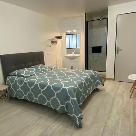Joli T2 Dans Une Maison De Village Chateauroux-les-Alpes Eksteriør billede